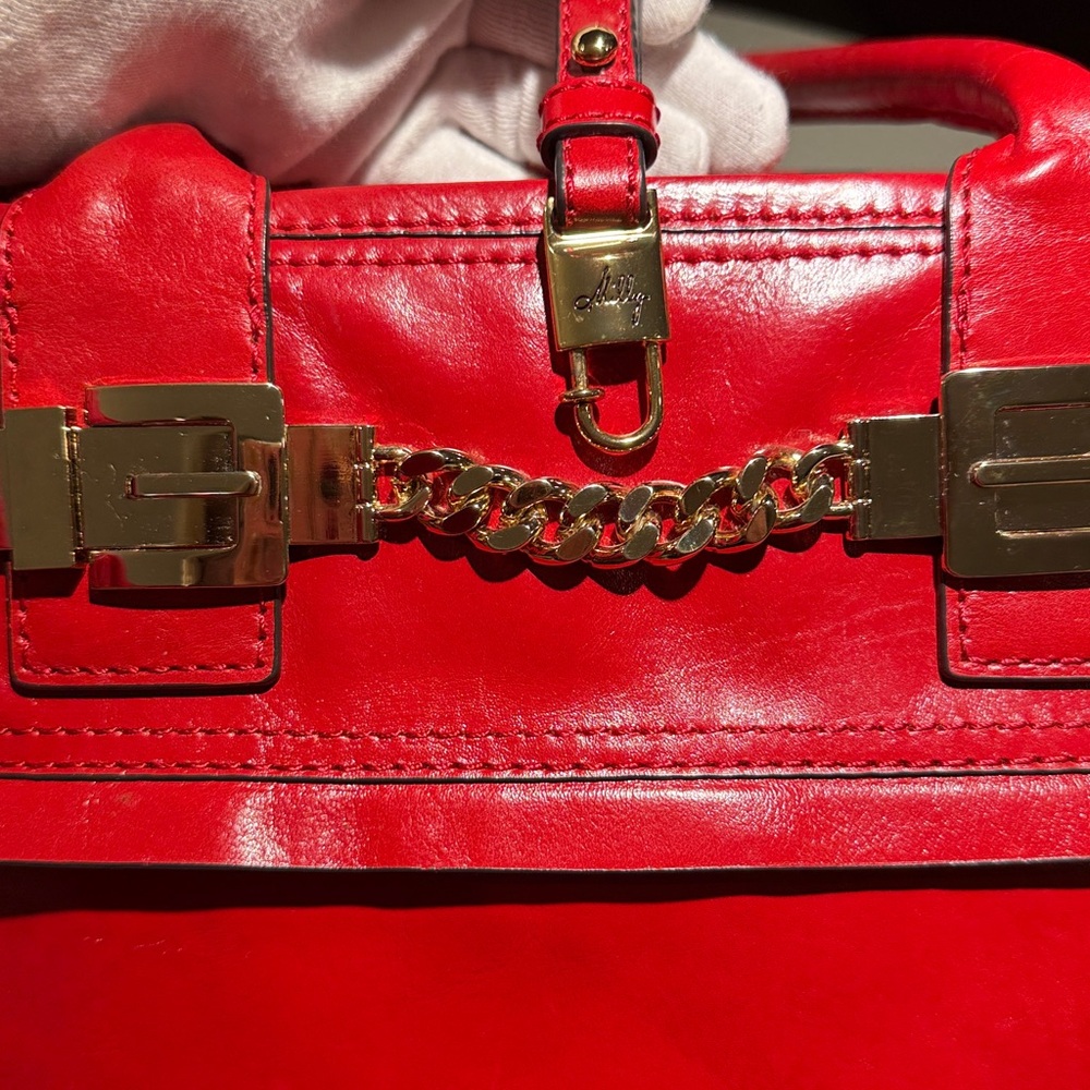 NEW MILLY Leather Crossbody/Shoulder Vintage Tote Bag, Red - Picture 16 of 16